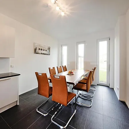 Fuer 5 Personen In Strausberg