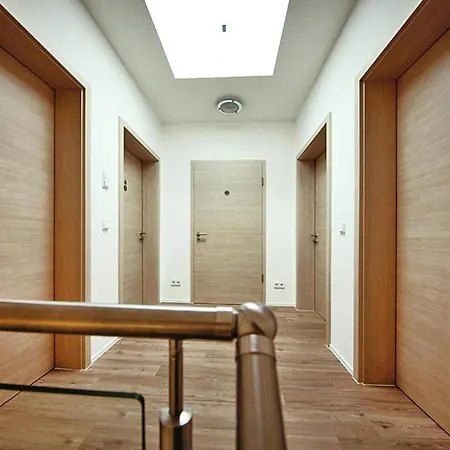 Fuer 5 Personen In Appartement *