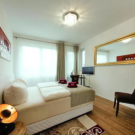 Fuer 5 Personen In Appartement